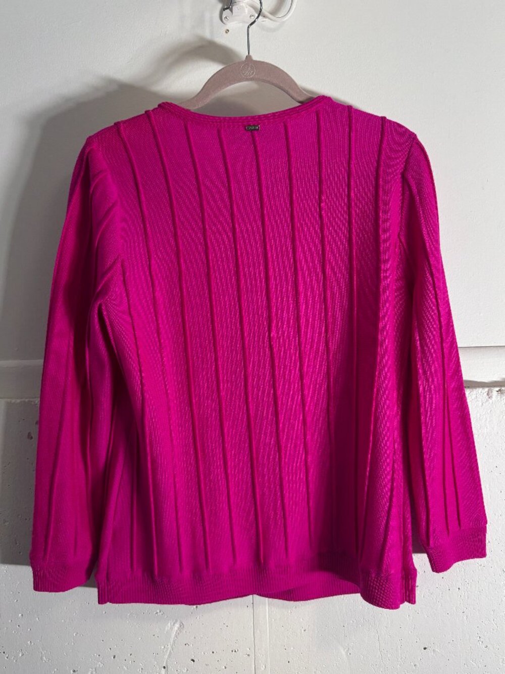 St. John Magenta Wool Knit Cardigan & Tank Set - Picture 5 of 7